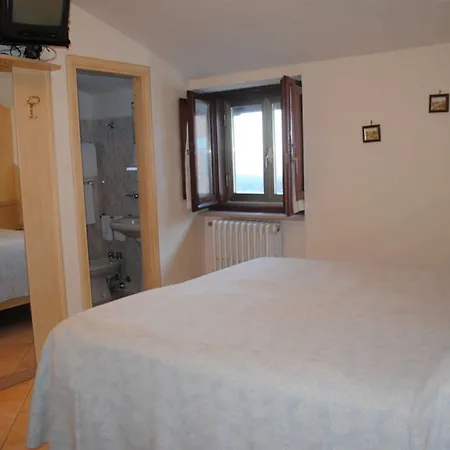 Belvedere Hotel 3*